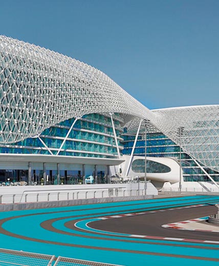 abu dhabi hotel race track