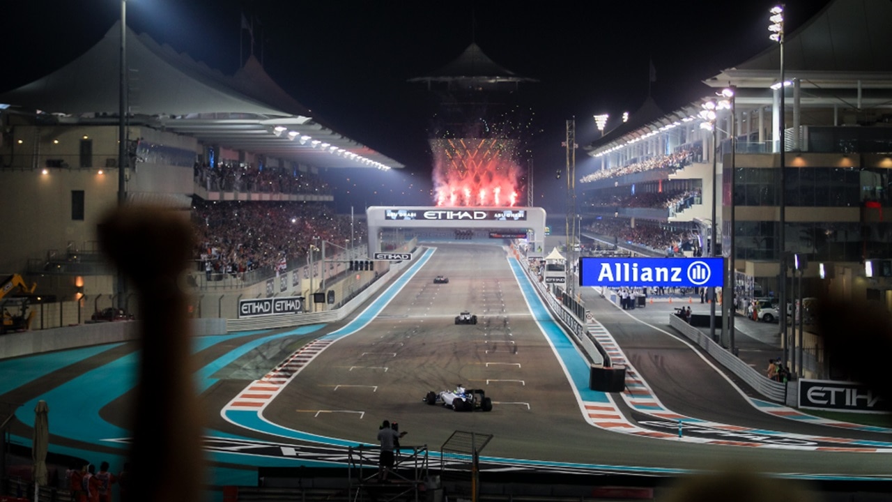 On-Track | F1 Abu Dhabi Grand Prix | Yas Marina Circuit