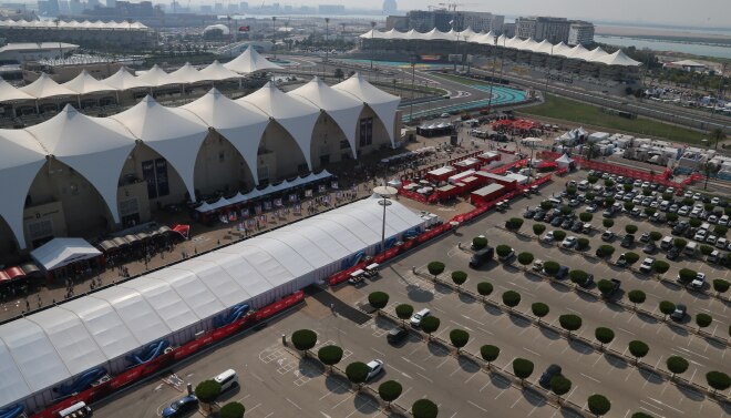 Traveling from Abu Dhabi or Dubai, getting to Yas Marina Circuit for race weekend couldn't be easier!
